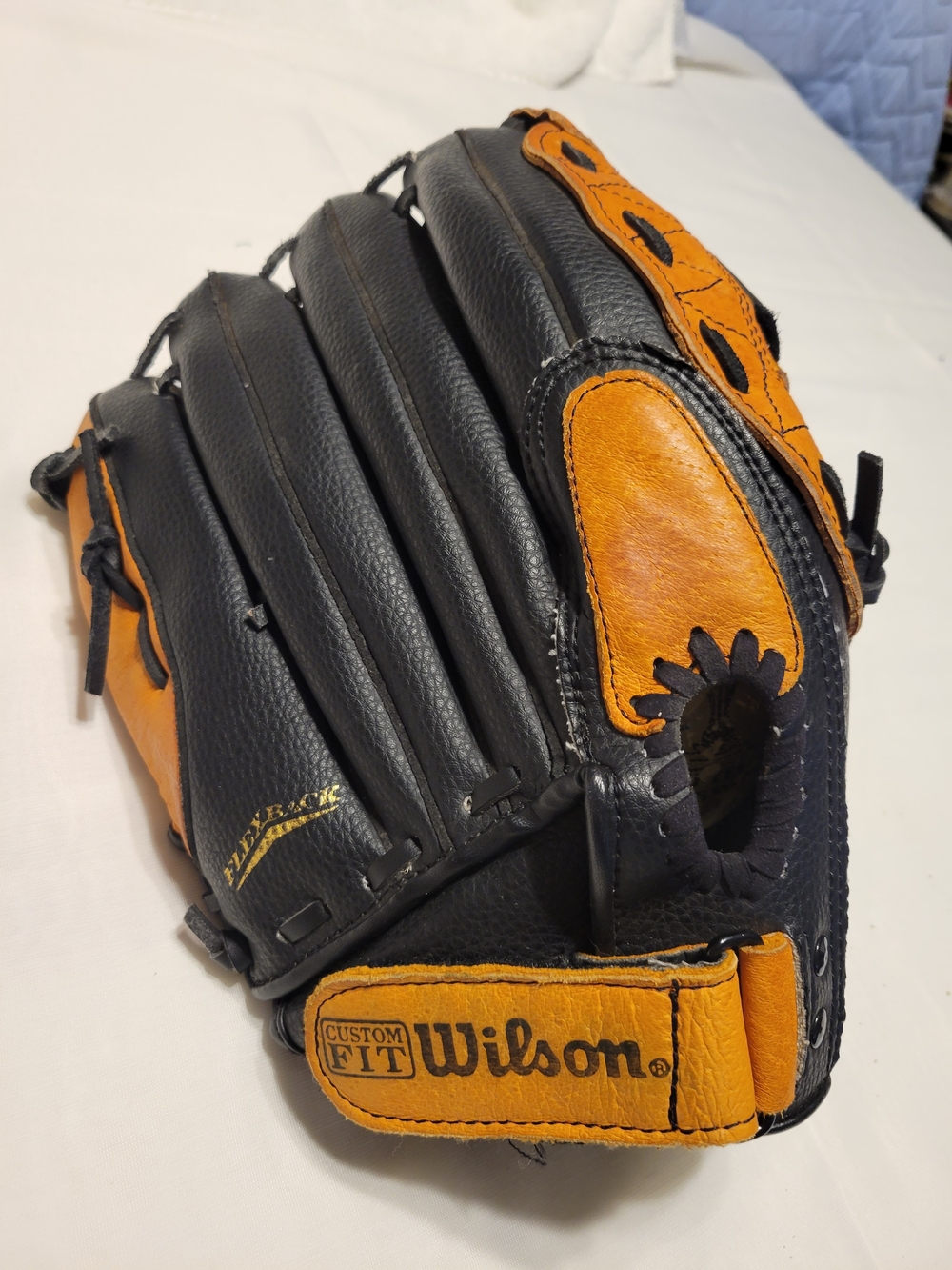 Wilson Custom Fit Black & Brown Baseball Glove Leather A2581 ES13  13 Inches